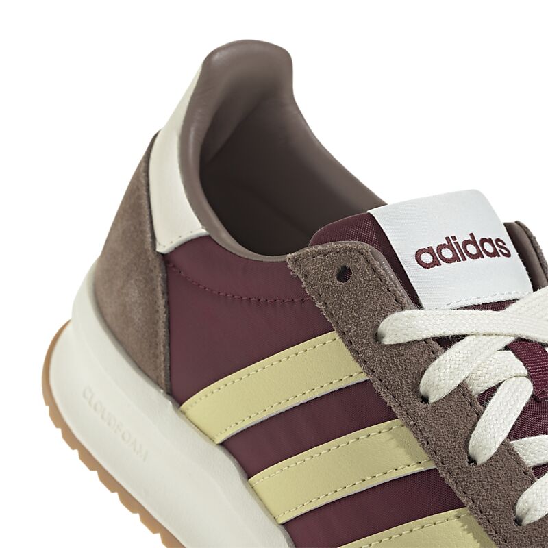 ADIDAS W Run 70S 2.0 på