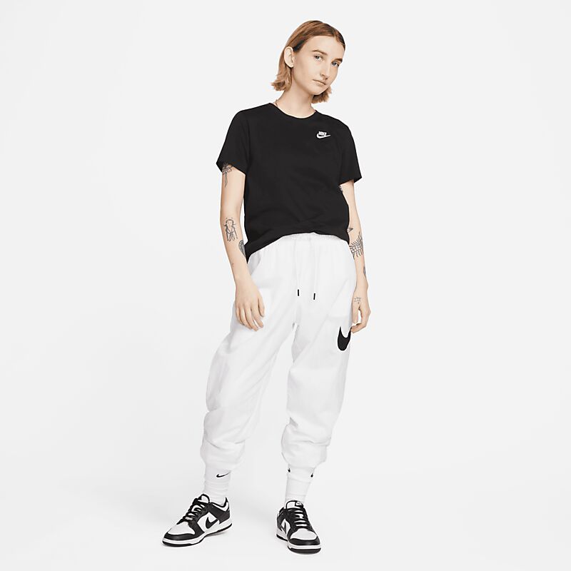 NIKE W Nsw Tee Club på