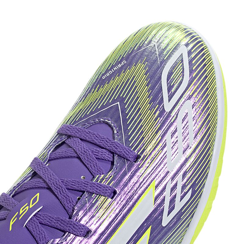 ADIDAS F50 Club In på