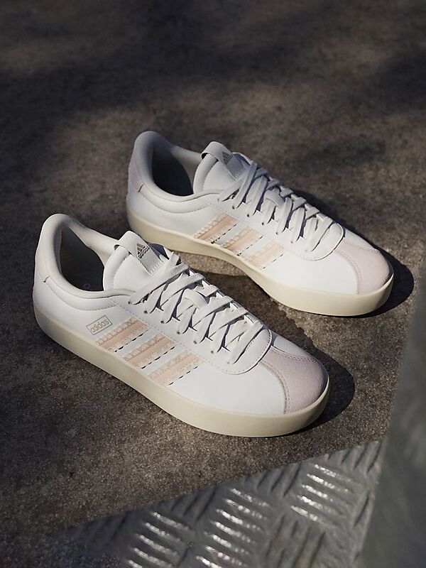 ADIDAS W VL COURT 3.0 på