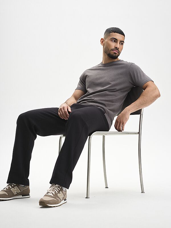 SOC M REGULAR FIT TEE på