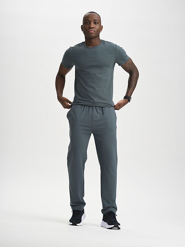 SOC M SLIM FIT R-NECK TEE på