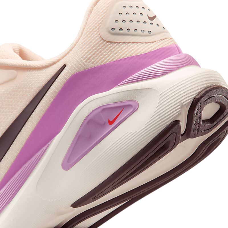 NIKE W Structure 26 på