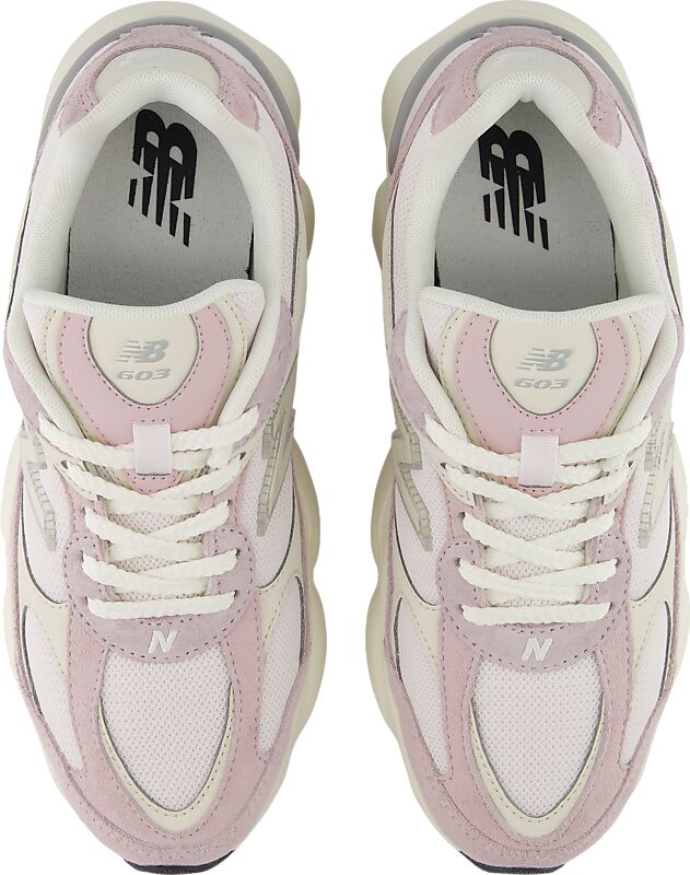 NEW BALANCE W 603 på