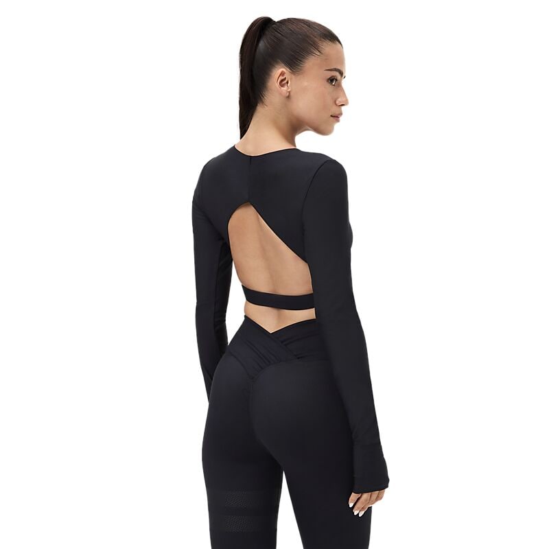 STRONGER Open Back Long Sleeve på