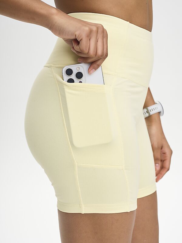 SOC W Pocket High Shorts på
