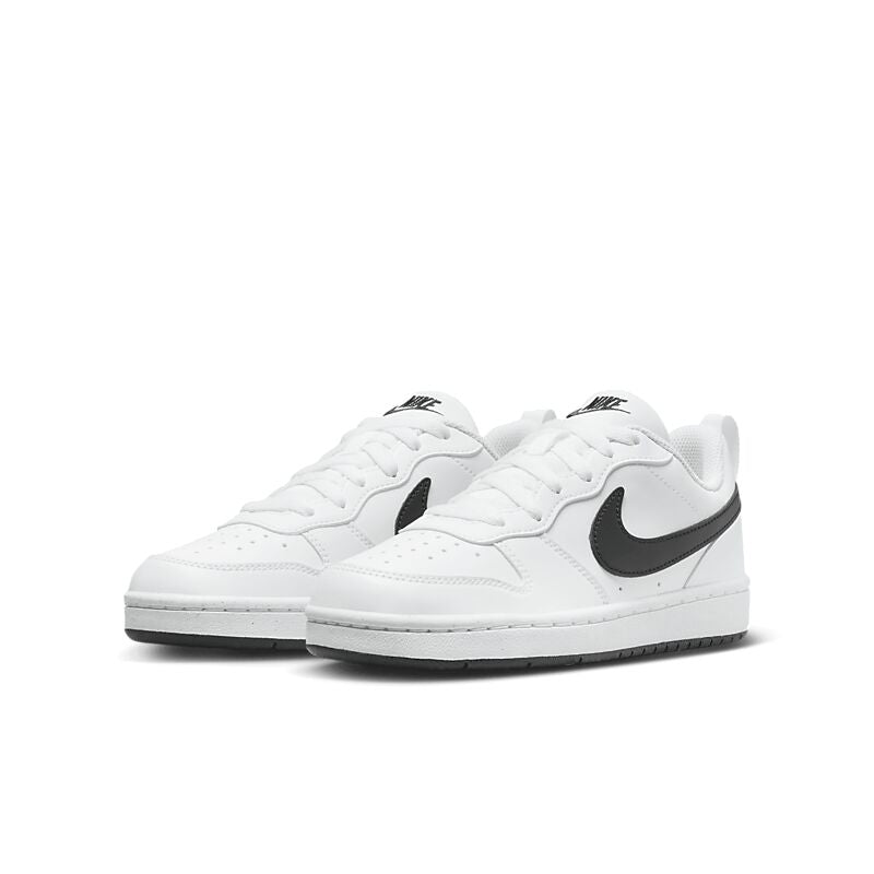 NIKE J Court Borough Low Rec Gs på
