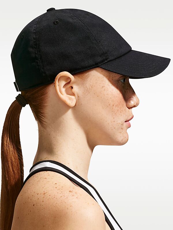 NIKE U NK CLUB CAP CB COURT på