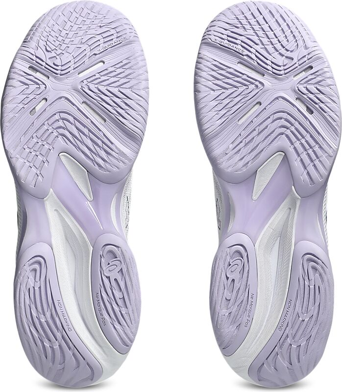 ASICS W Netburner Ballistic Ff 4 på