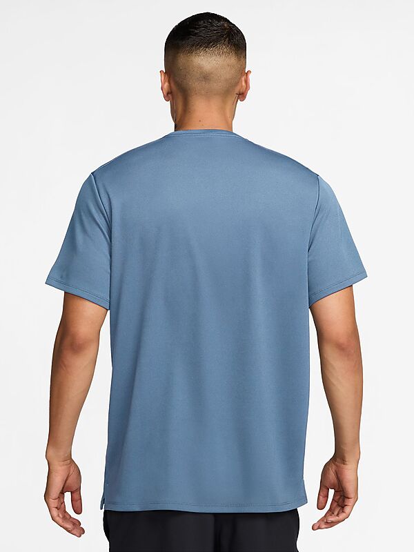 NIKE M Nike Dri-Fit Uv Mi på