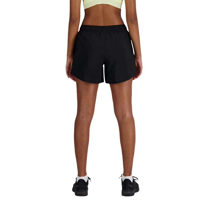 NEW BALANCE W Sport Essentials Short 5 Inch på