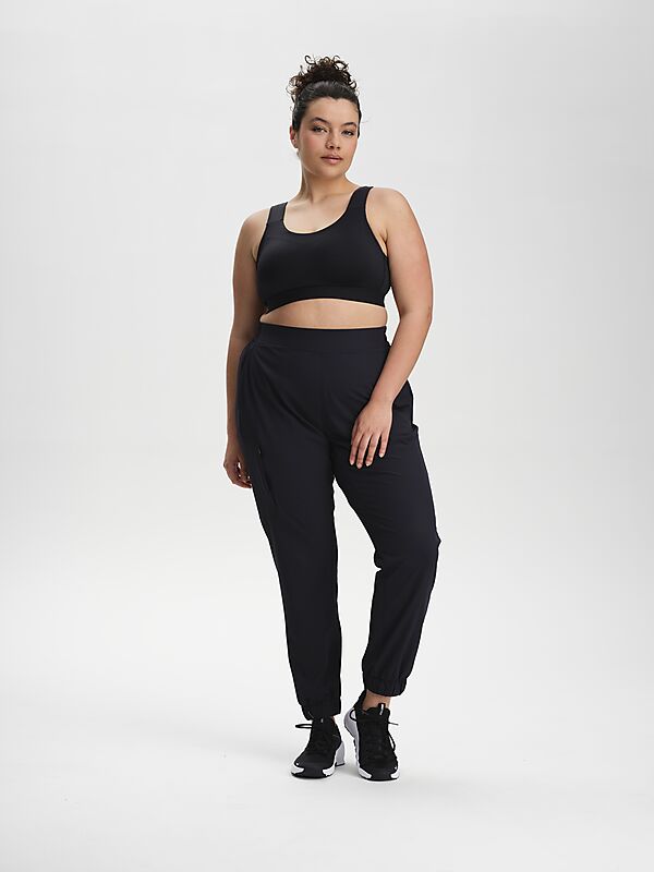 SOC W High Impact Bra på