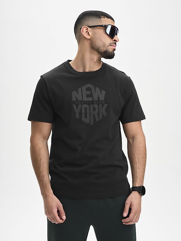 SOC M GRAPHIC TEE på