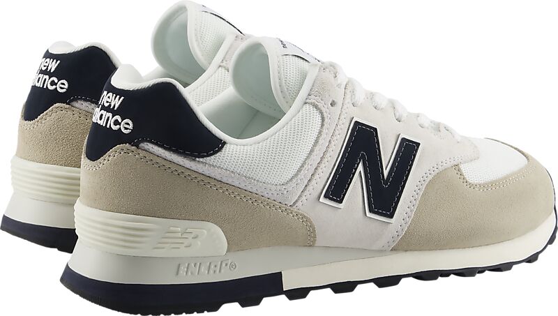 NEW BALANCE M 574 på