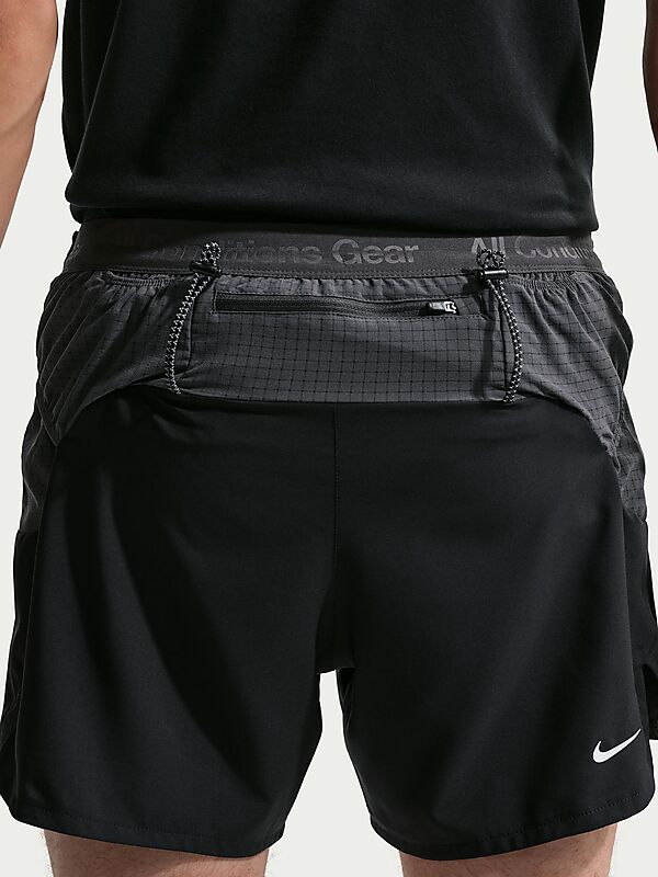 NIKE M ACG DFADV SCNDSNRSE 5BF SHRT på