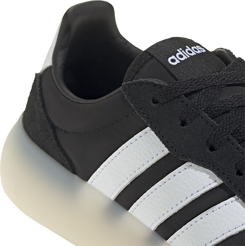 ADIDAS J BARREDA DECODE på