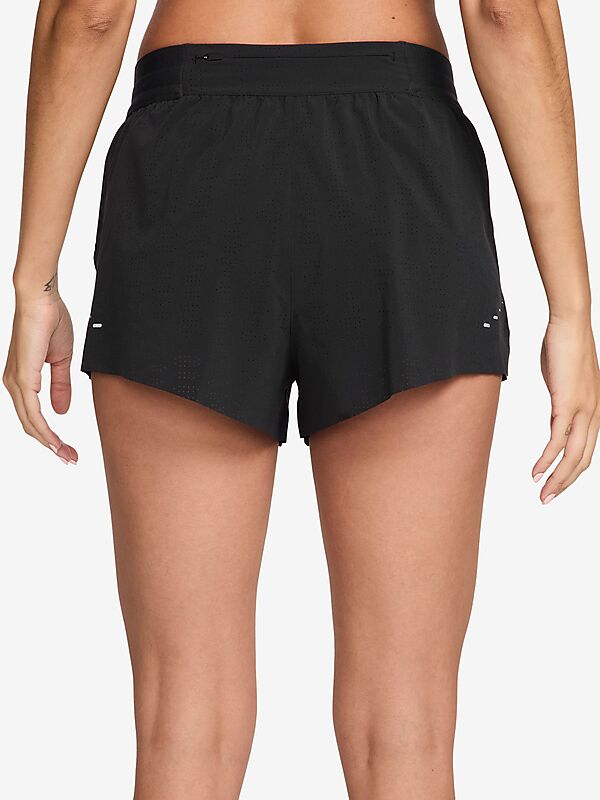 NIKE W NK SWIFT NV BRTHE SHORT på