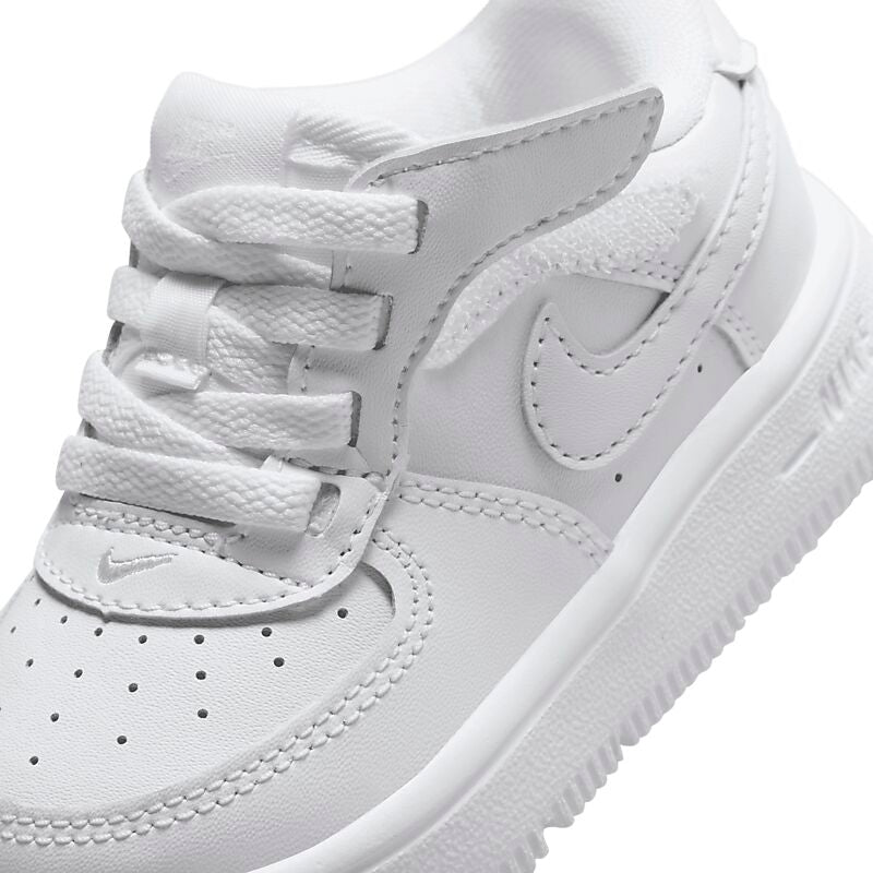 NIKE K FORCE 1 LOW EASYON på