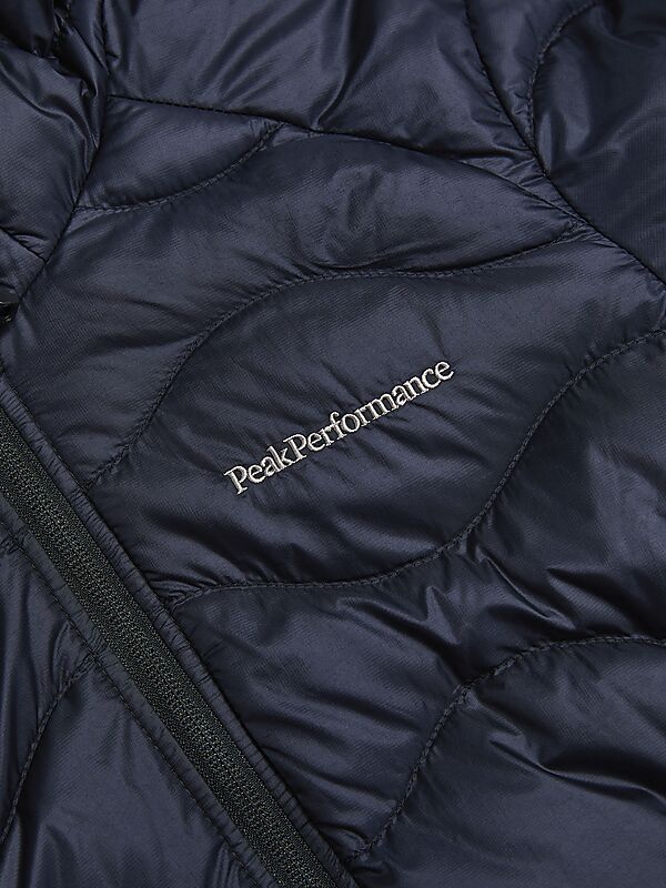 PEAK PERFORMANCE W Helium Down Hood Jacket på