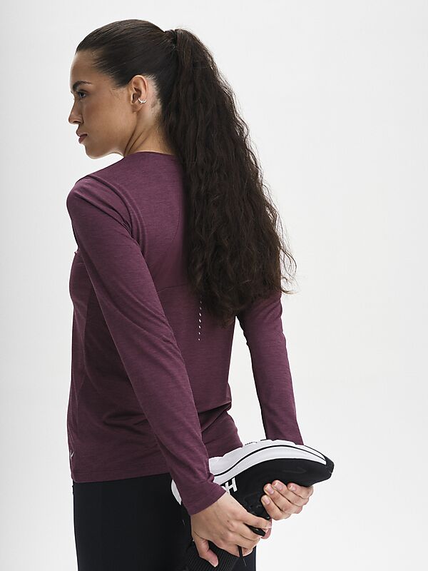 SOC W Run Long Sleeve Top på
