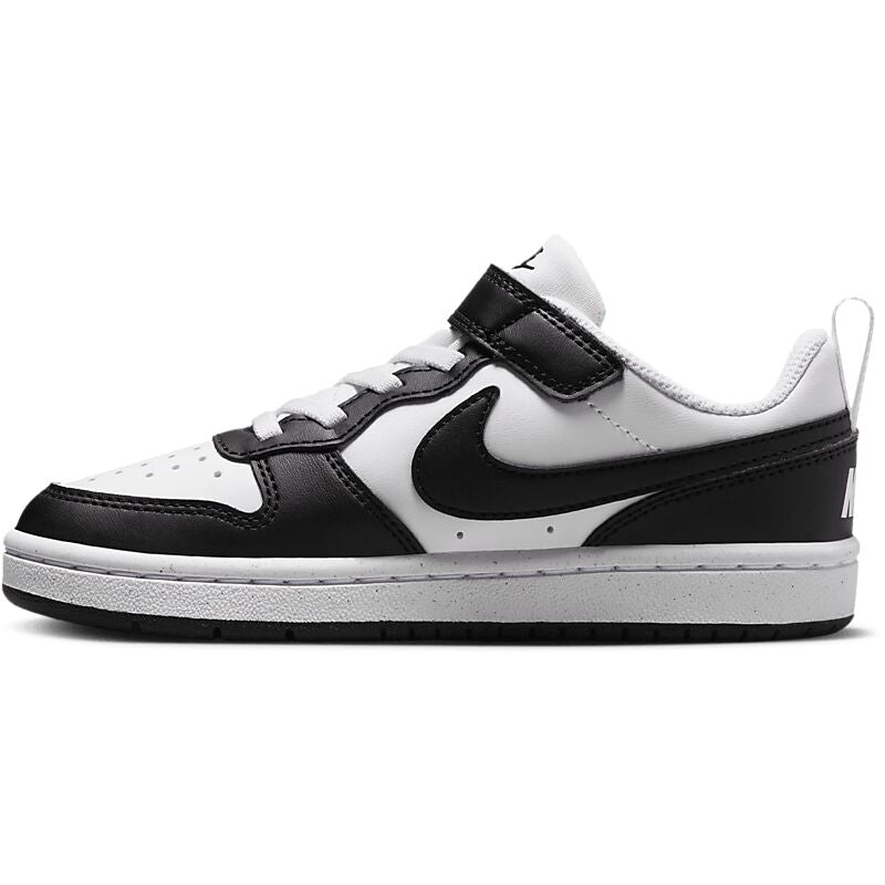 NIKE J Court Borough Low Ps på